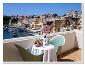 Procida Hotel La Corricella le de Procida Naples Italie village de pcheurs de Marina Corricella Lastminute Htels Procida Procida Low Coast Hotel le de Procida Corricella B & B Procida