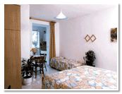 Htel Residence Tirreno Htel le de Procida Via Faro dans le vert et la mer Htels 3 etoiles Procida Naples Italie