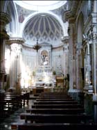 Procida: itinerario attraverso l'arte sacra. Abbazia di San Michele, santuario di Madonna delle Grazie, Chiesa di San Rocco, Congrega dei Turchini, Chiesa di San Giacomo, Chiesa di San Vincenzo, chiesa di Madonna della Libera, Chiesa di Sant'Antonio Abate, Chiesa di Sant'Antonio da Padova, chiesa di san Giuseppe, Chiesa di San Leonardo, chiesa della Pieta' e San Giovanni Battista