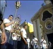 procida, isola di procida, tradizioni religiose, sagre, sagra del mare, sagra del vino a procida, sagra del limone, premio Elsa Morante, l'isola di Arturo, elezione Graziella, San Michele, Madonna del Carmine, Portoni Aperti