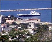 Traghetti e Aliscafi Procida - Pozzuoli: orari, tariffe, compagnie di navigazione