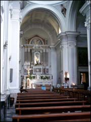 Procida: la chiesa di San Giuseppe, navata centrale