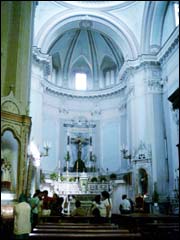 Procida: chiesa di Sant'Antonio Abate, navata centrale